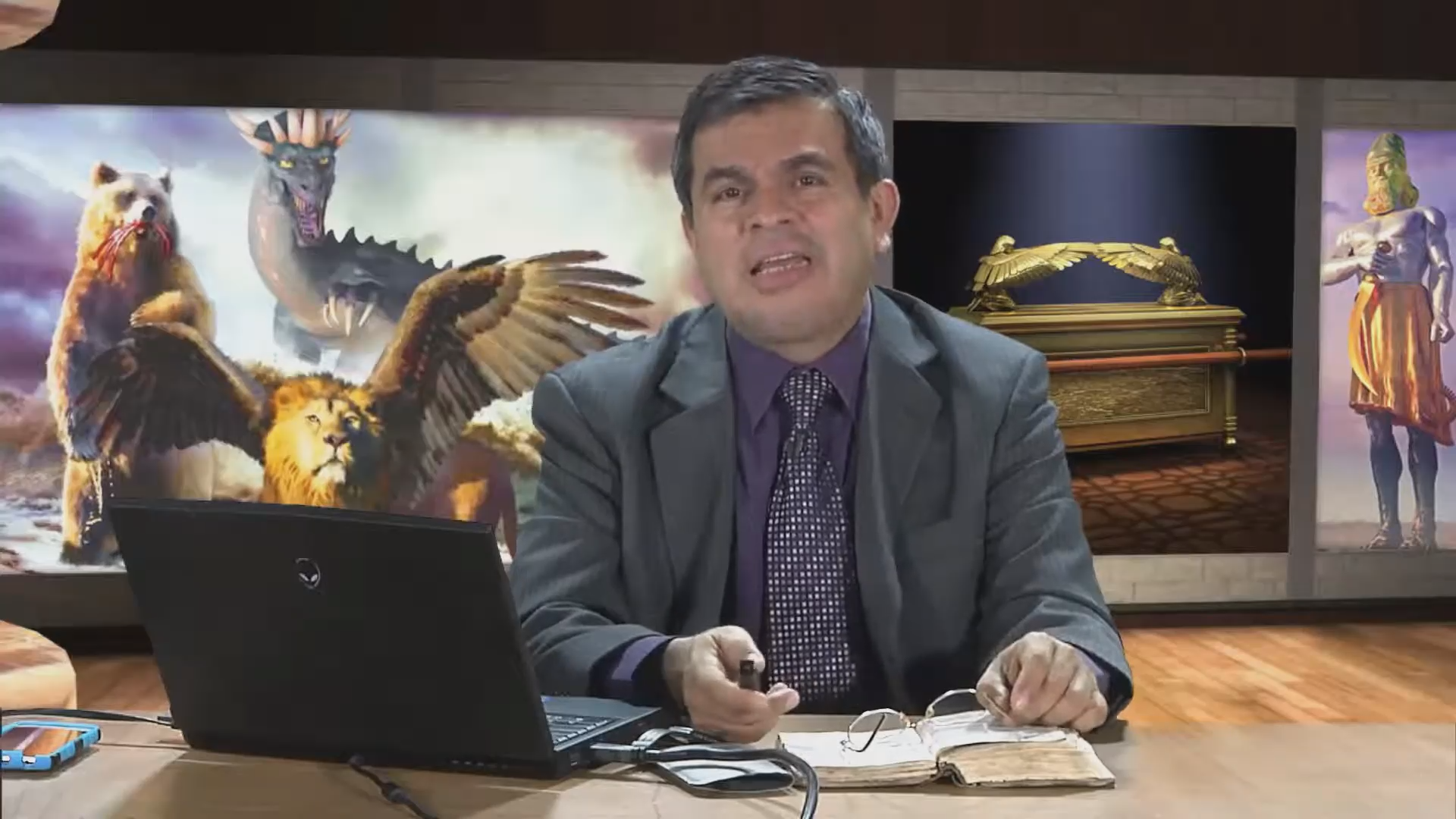 1 El libro de Daniel: Una introducción Preview / 8 Hechos y Enigmas en Daniel y Apocalipsis